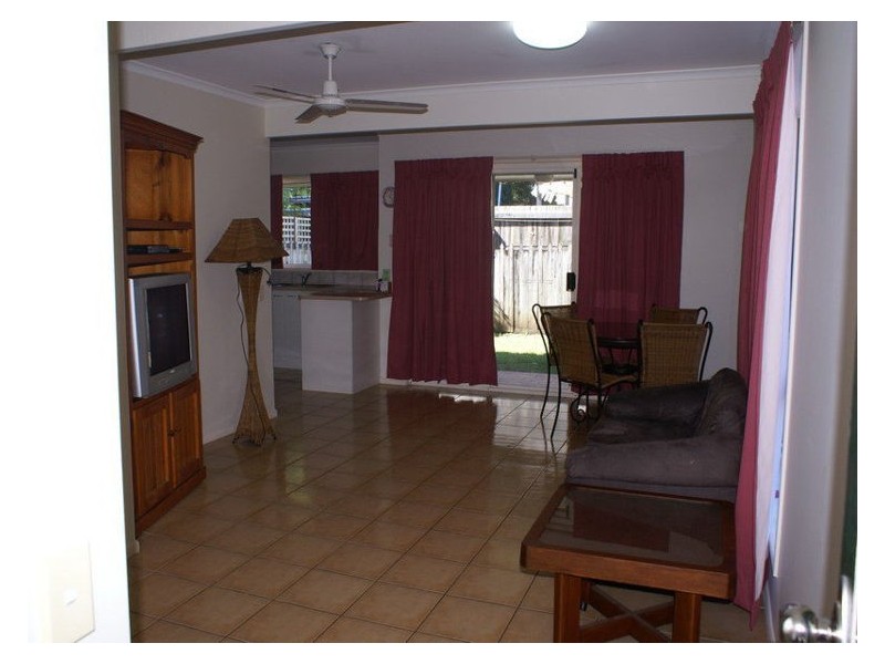 4/34 Court Road, Nambour QLD 4560