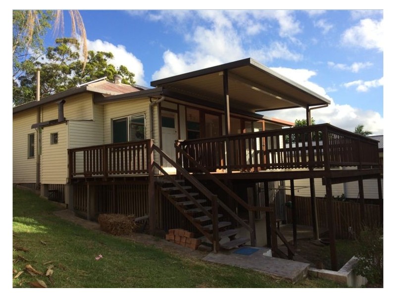 87 Coronation Avenue, Nambour QLD 4560