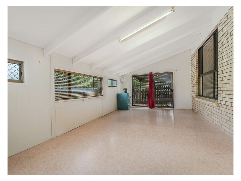 31 Kundart Street, Coes Creek QLD 4560