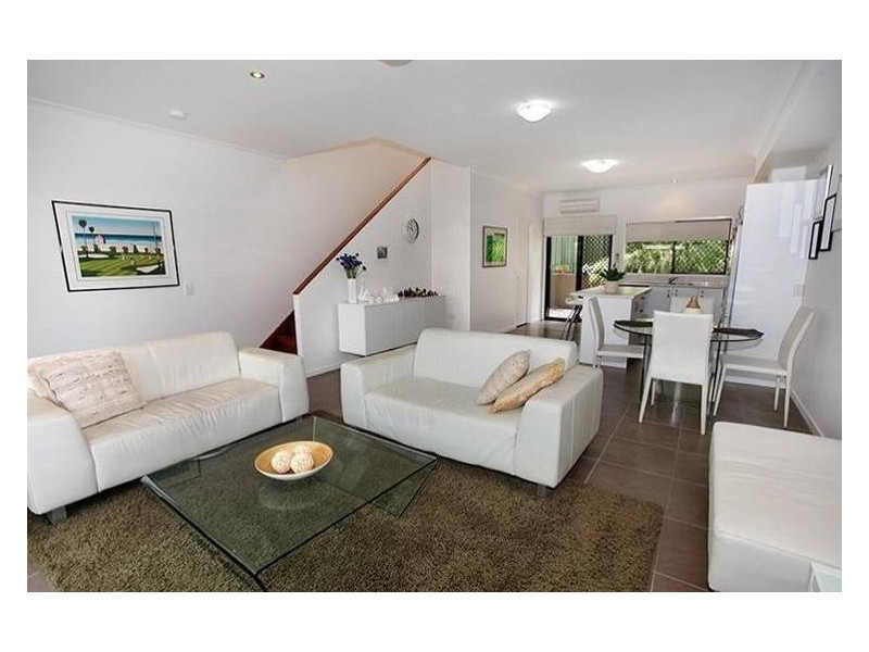 2/19 Webster Road, Nambour QLD 4560