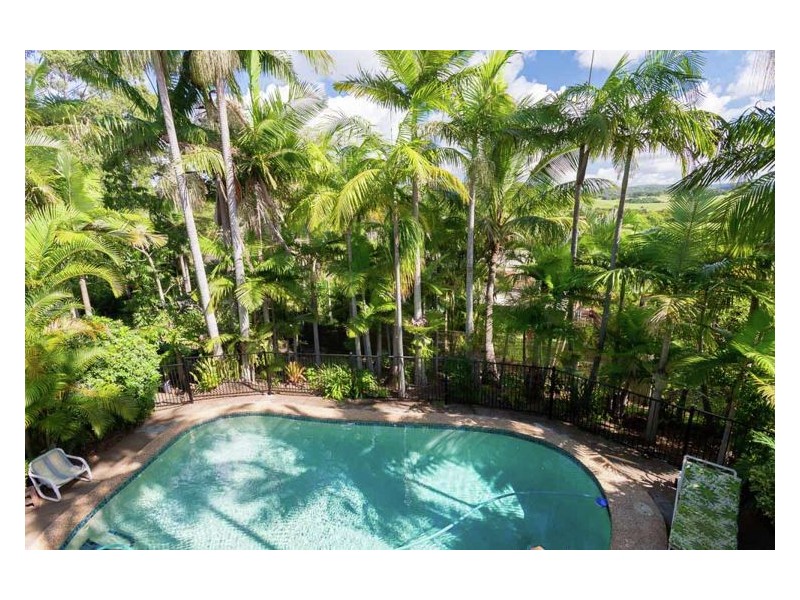 5 Canmaroo Avenue, Nambour QLD 4560