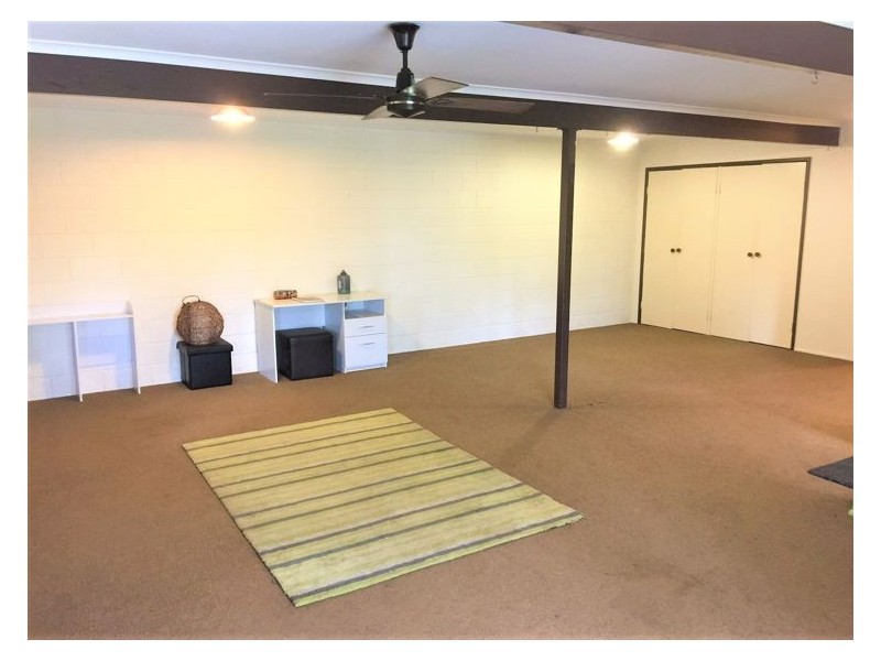 5 Canmaroo Avenue, Nambour QLD 4560