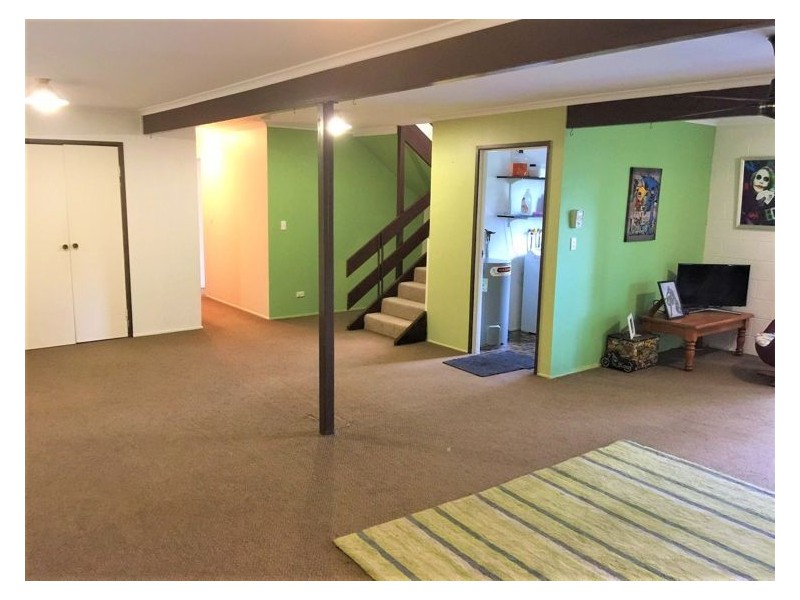 5 Canmaroo Avenue, Nambour QLD 4560