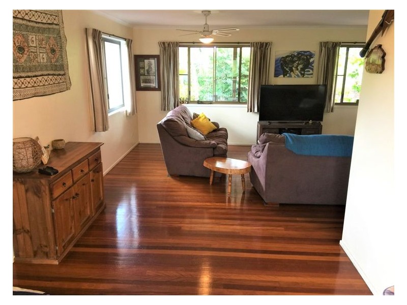 5 Canmaroo Avenue, Nambour QLD 4560