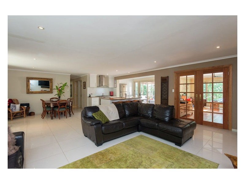 343 Kiel Mountain Road, Kiels Mountain QLD 4559