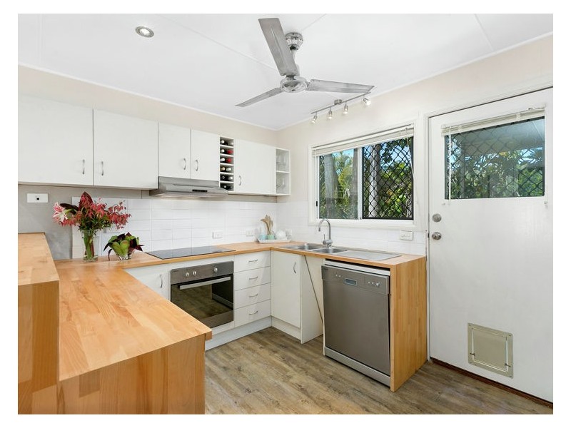 30 Park Rd, Nambour QLD 4560