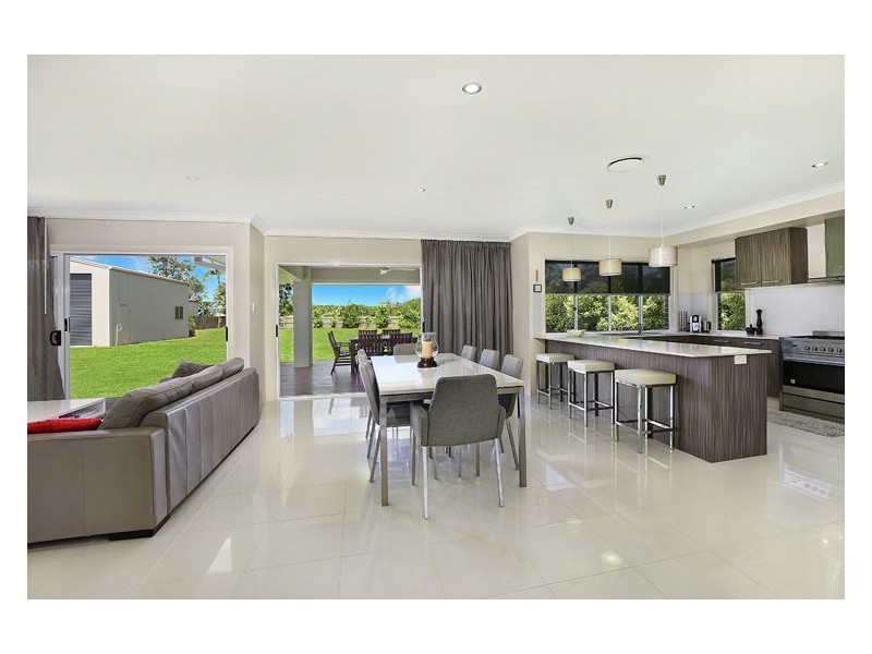 16 Bonato Road, Glass House Mountains QLD 4518