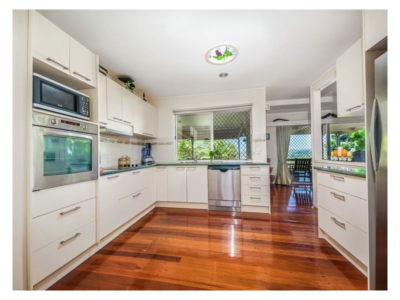 69 Hillcrest Avenue, Nambour QLD 4560