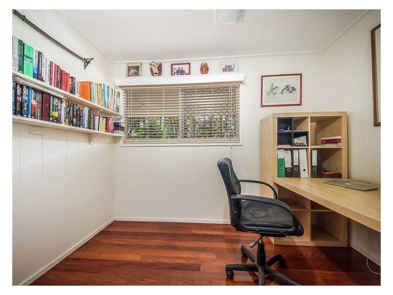 69 Hillcrest Avenue, Nambour QLD 4560