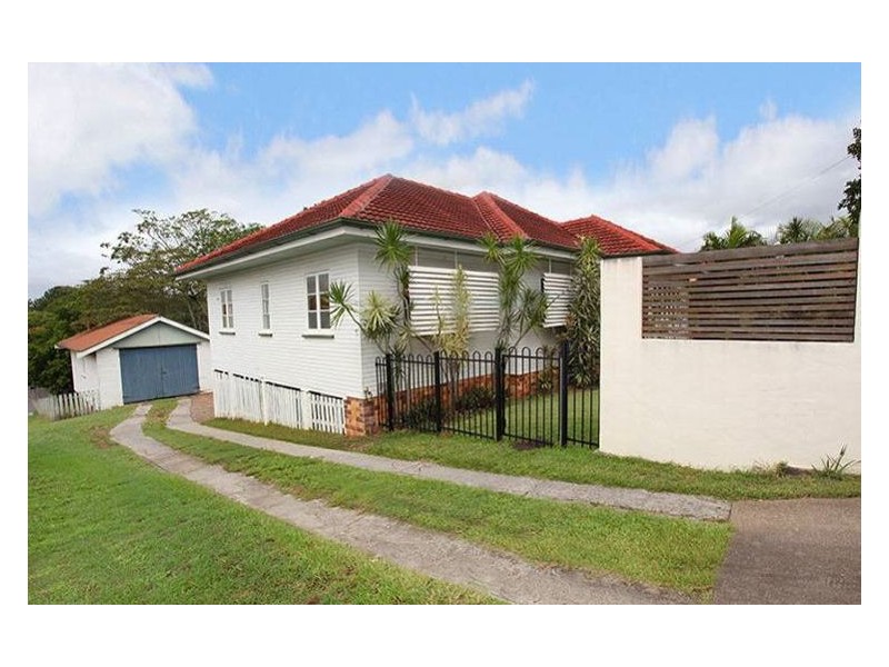 12 Waterfall Road, Nambour QLD 4560