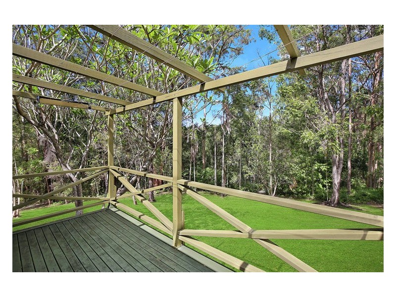 104 Mons School Road, Mons QLD 4556