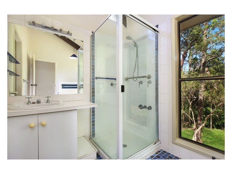 104 Mons School Road, Mons QLD 4556