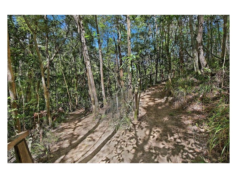 104 Mons School Road, Mons QLD 4556