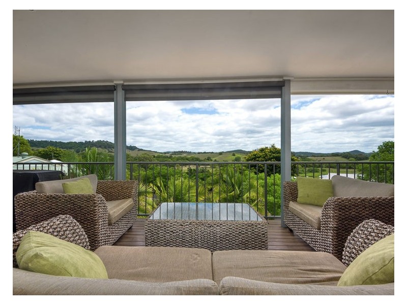 6 Yvonne Street, Nambour QLD 4560