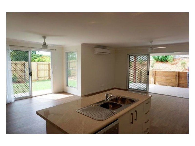 1/1 Honeybee Lane, Burnside QLD 4560