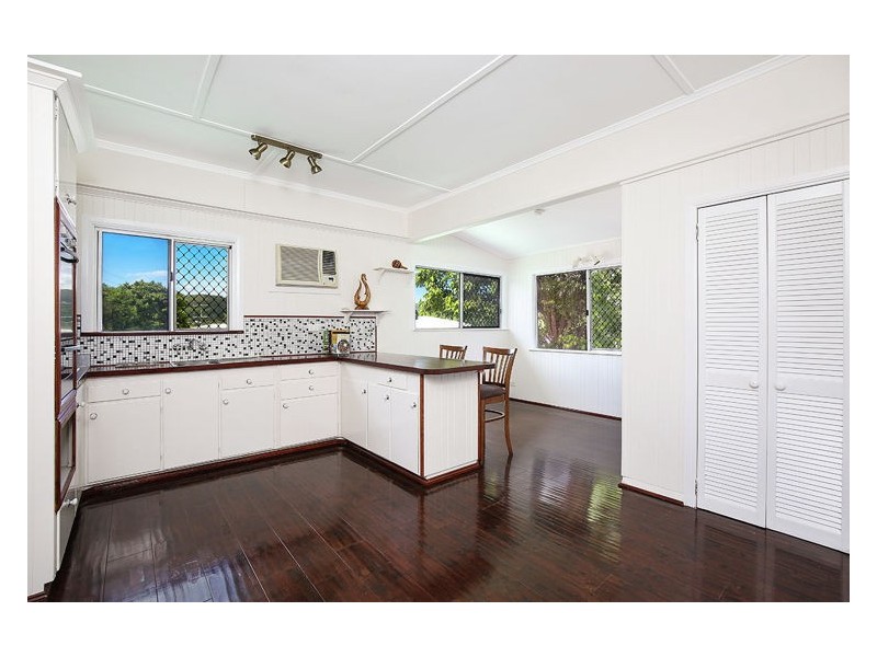 23 Hospital Road, Nambour QLD 4560