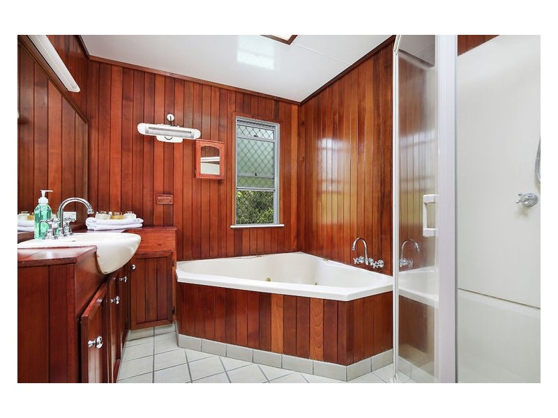 23 Hospital Road, Nambour QLD 4560