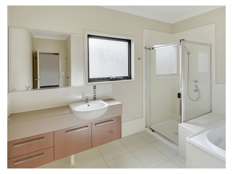 3 / 2 Tamper Street, Nambour QLD 4560