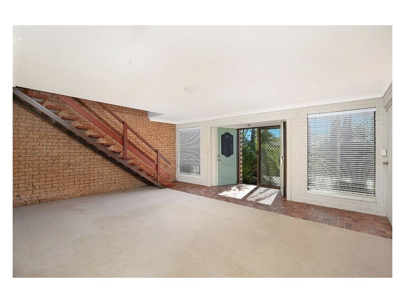 1/42 Jessica Boulevard, Minyama QLD 4575