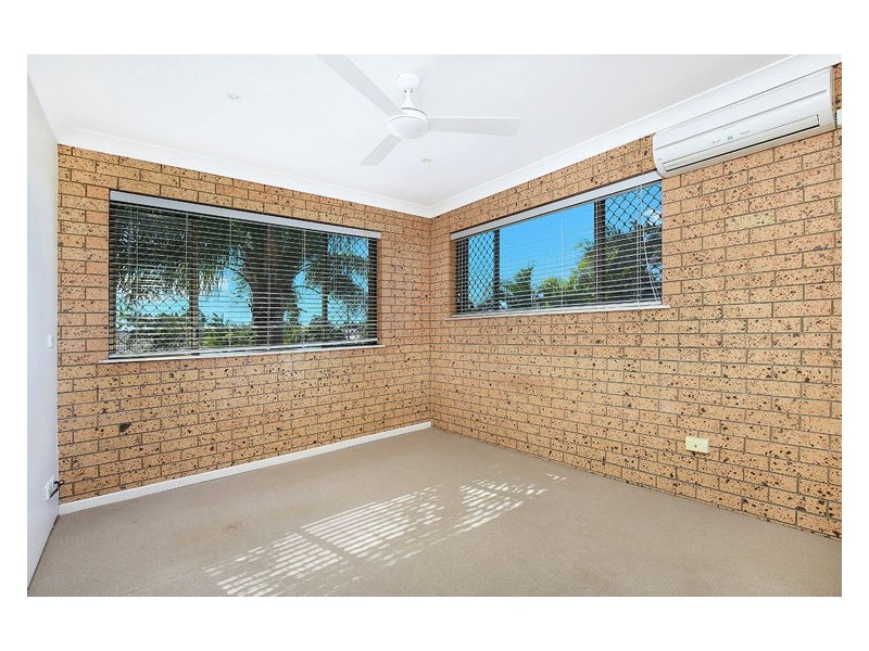 1/42 Jessica Boulevard, Minyama QLD 4575