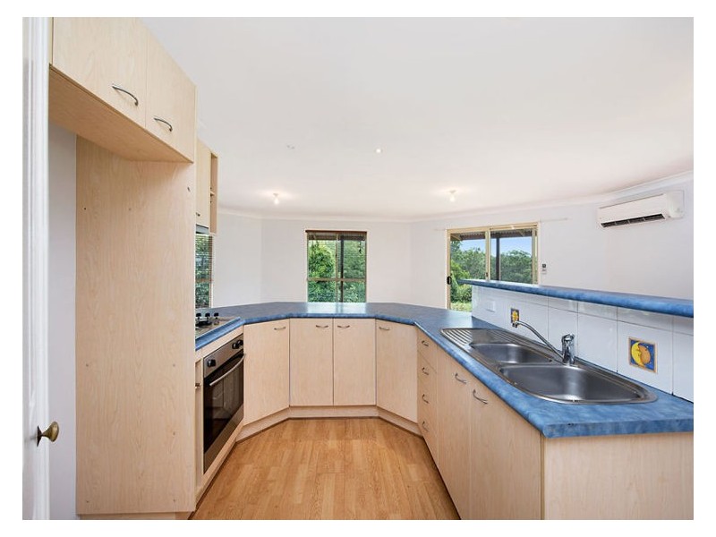 42 Johnson Road, Mapleton QLD 4560