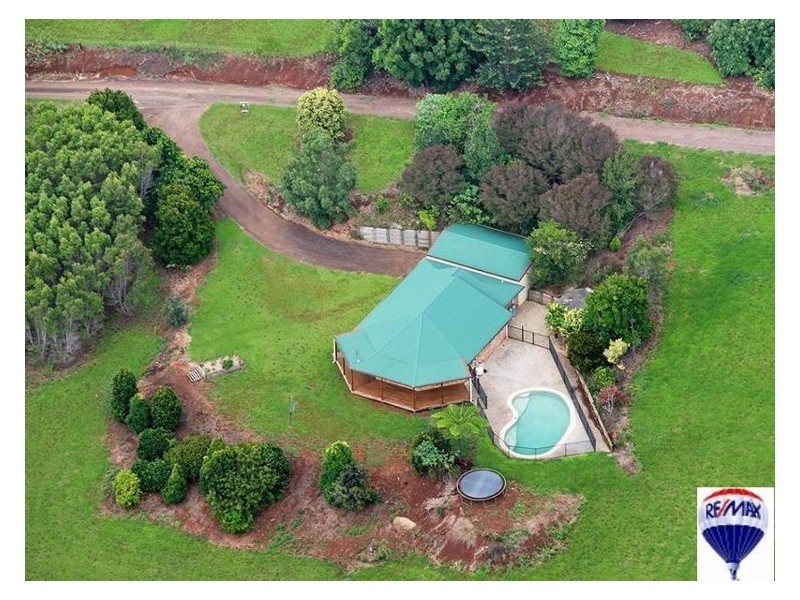 42 Johnson Road, Mapleton QLD 4560
