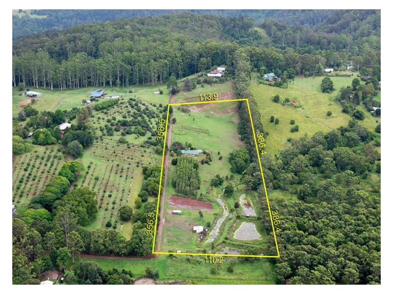 42 Johnson Road, Mapleton QLD 4560