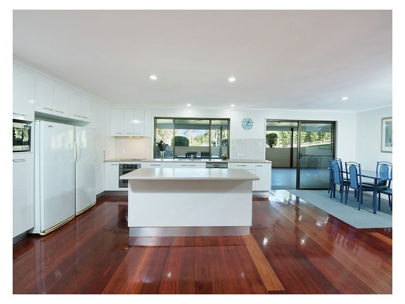 61 Calderwood Road, Landsborough QLD 4550