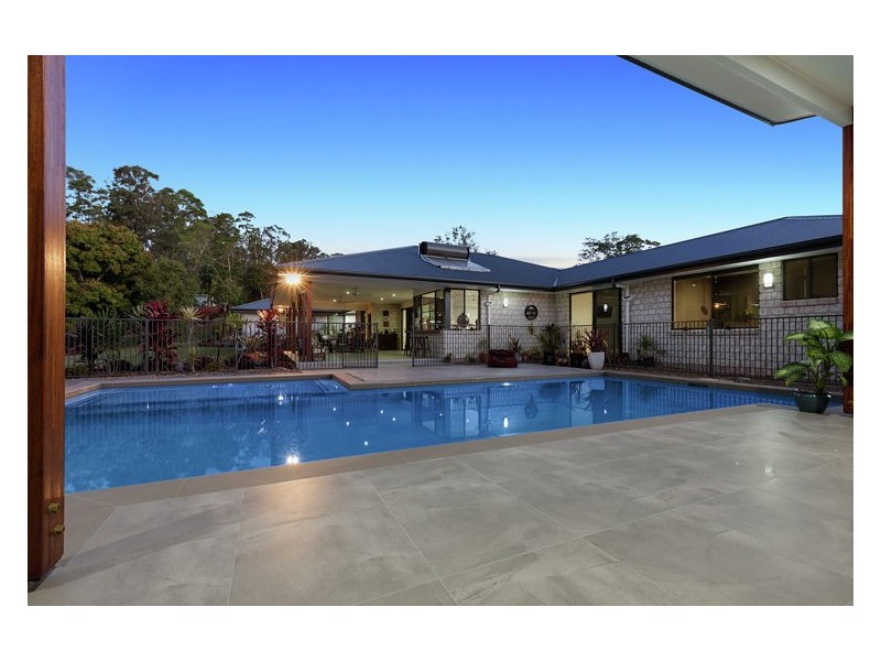 16 Fernhill Place, Diddillibah QLD 4559