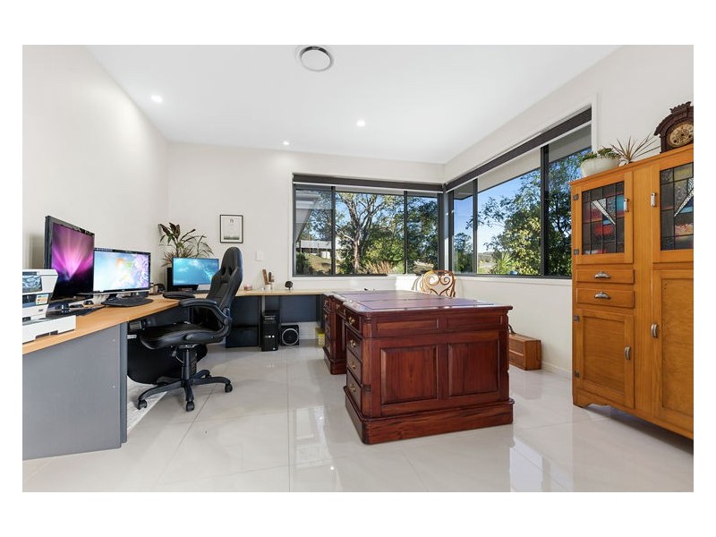 16 Fernhill Place, Diddillibah QLD 4559