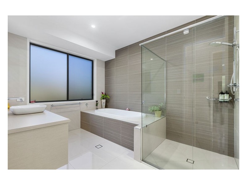 16 Fernhill Place, Diddillibah QLD 4559