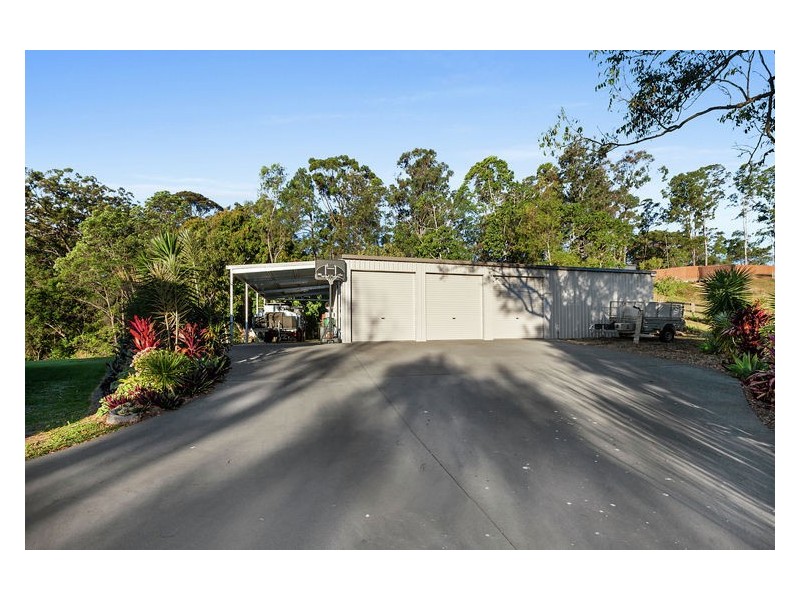 16 Fernhill Place, Diddillibah QLD 4559