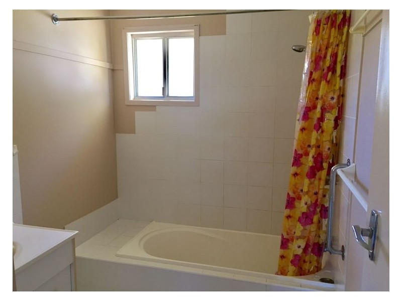 2/53 Perwillowen Road, Nambour QLD 4560