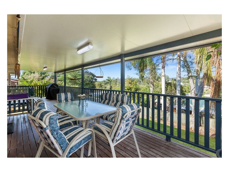 25 Stuart Place, Nambour QLD 4560