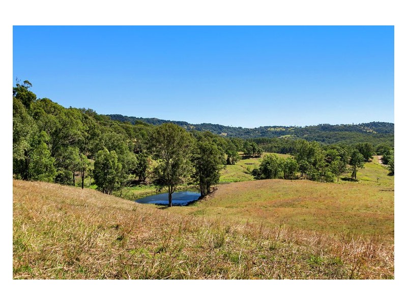 451 Hunchy Road, Hunchy QLD 4555