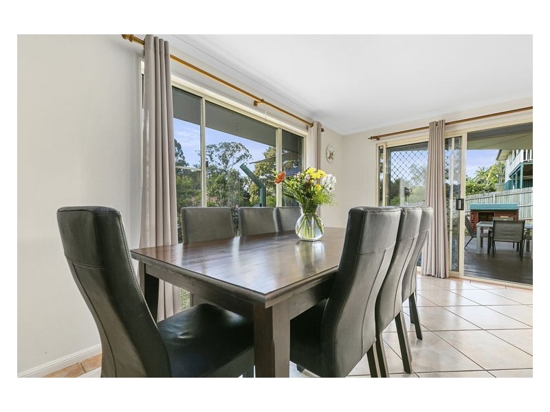 16 Wells  Street, Palmwoods QLD 4555