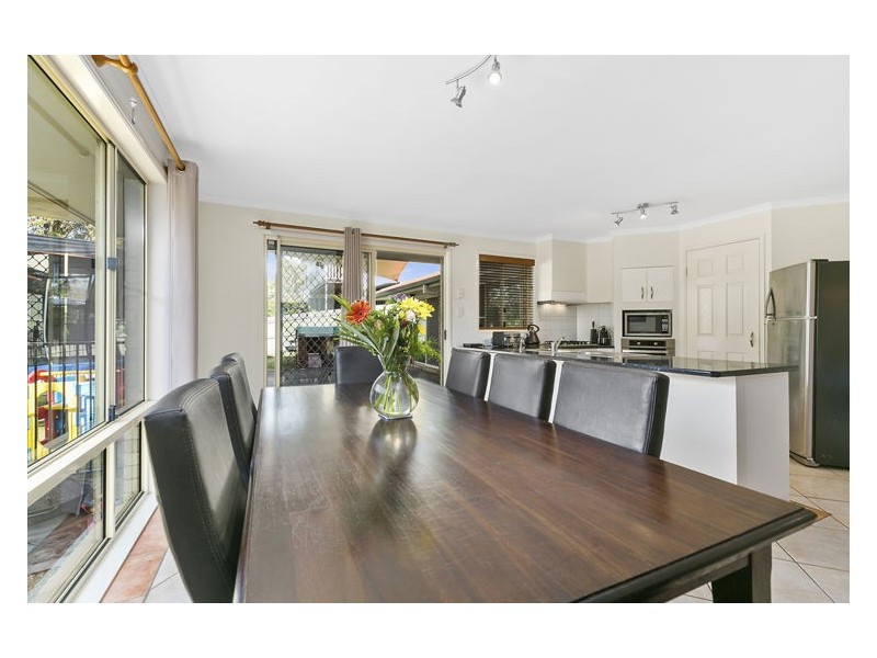 16 Wells  Street, Palmwoods QLD 4555