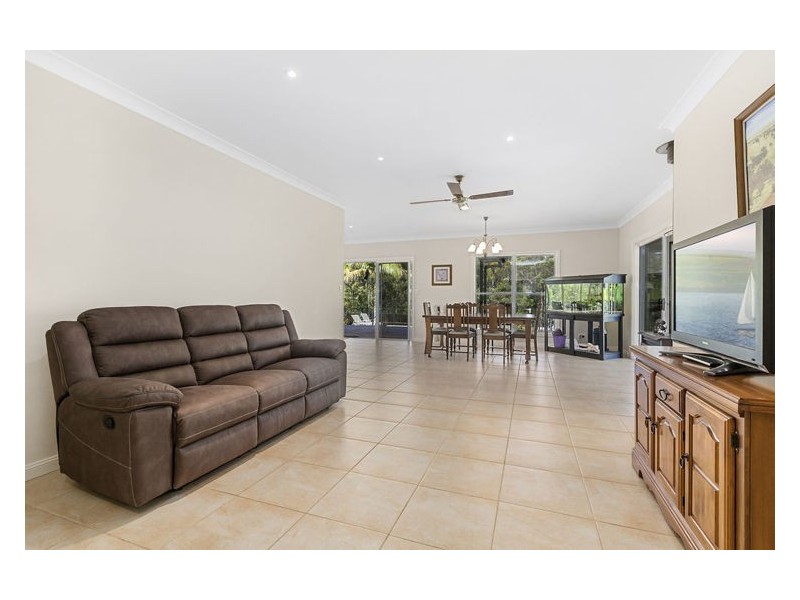 18 Kanes Road, Yandina QLD 4561