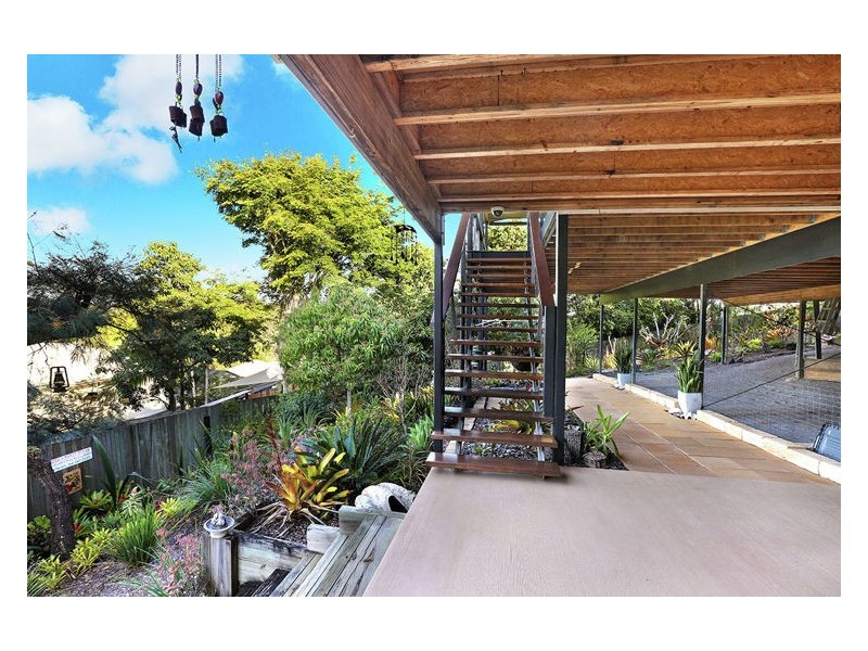 11 Rainbow Court, Woombye QLD 4559
