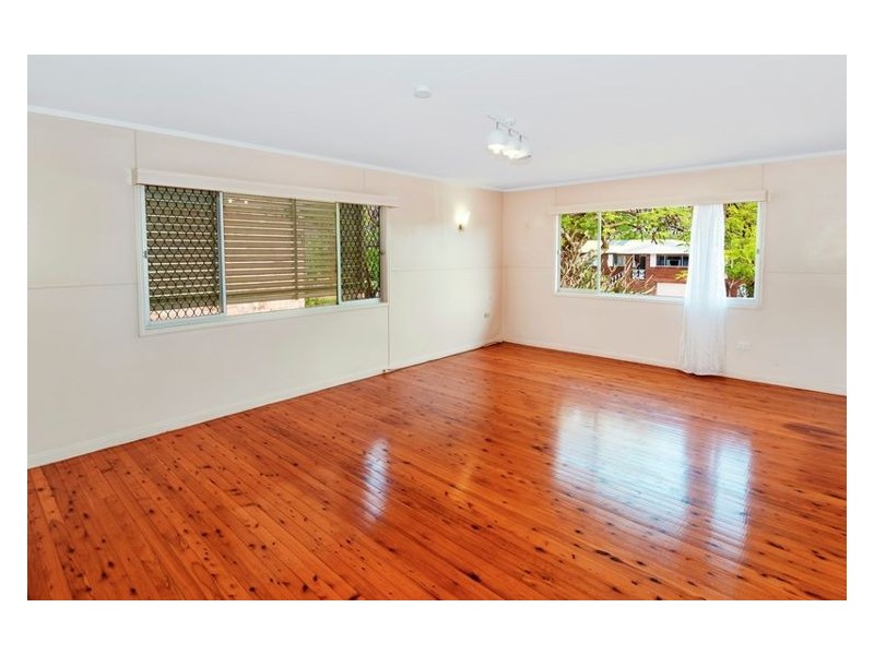 16 Norman Avenue, Nambour QLD 4560