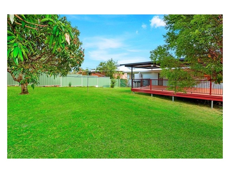 16 Norman Avenue, Nambour QLD 4560