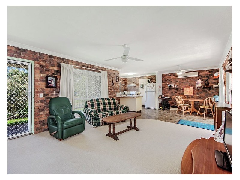 32 Lachlan Avenue, Nambour QLD 4560