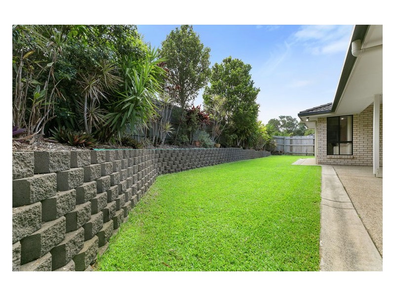 4 Potoroo Place, Burnside QLD 4560