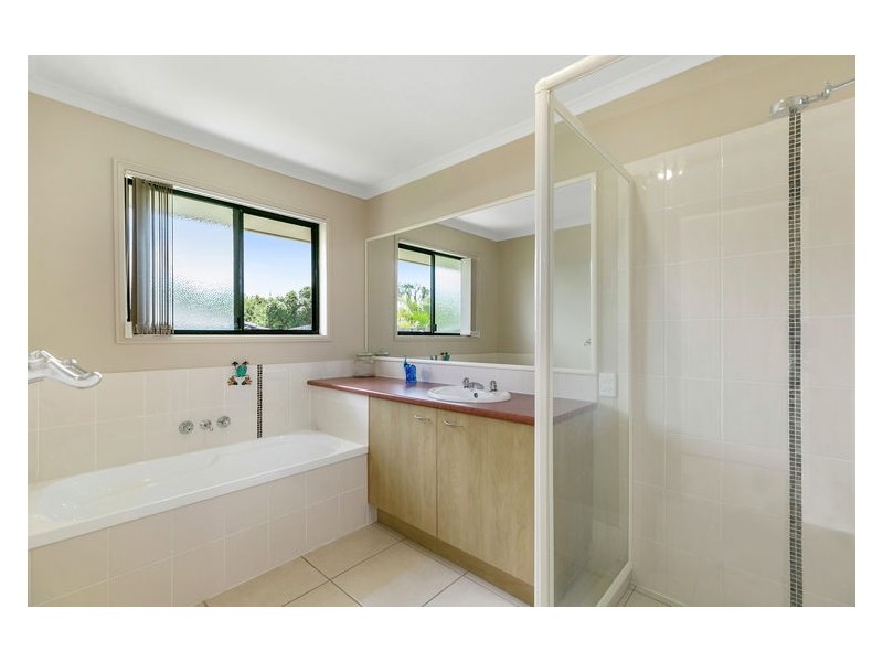 4 Potoroo Place, Burnside QLD 4560