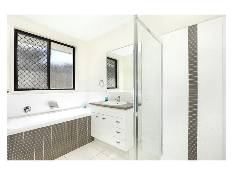 21 Presentation Boulevard, Nambour QLD 4560