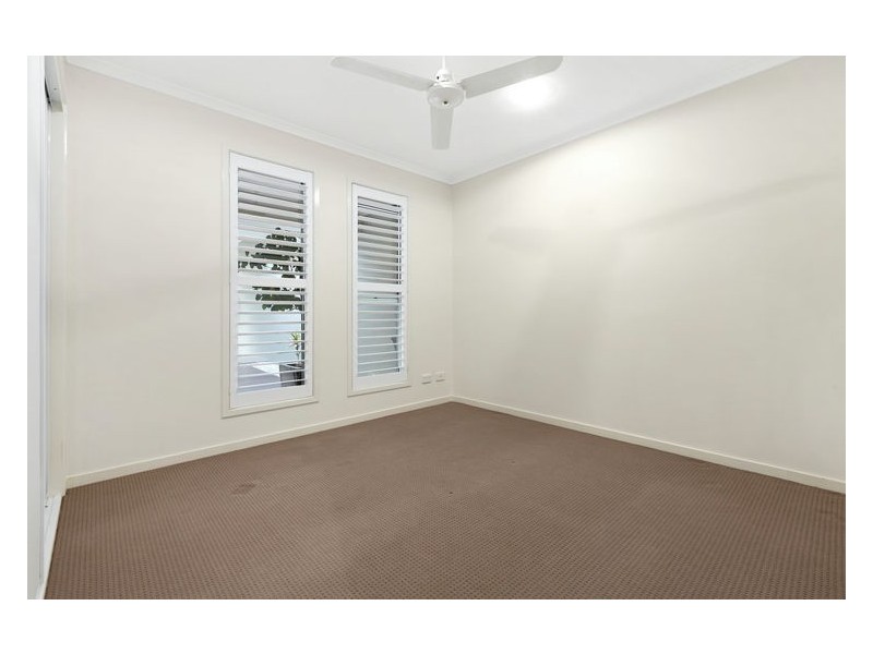 2/17 Tuckers Creek Drive, Nambour QLD 4560
