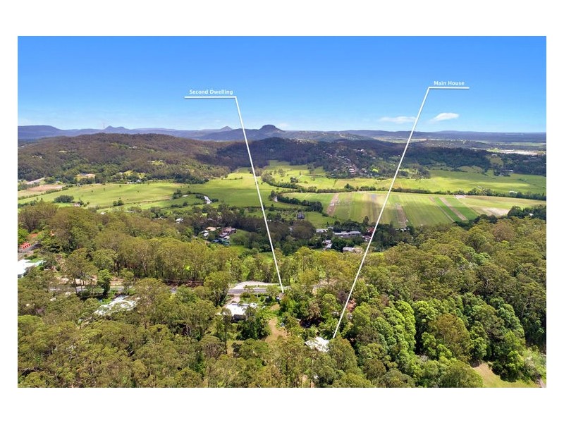 138 Upper Rosemount Road, Rosemount QLD 4560