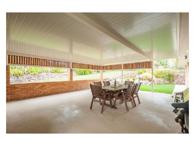 25 Cunningham Crescent, Nambour QLD 4560
