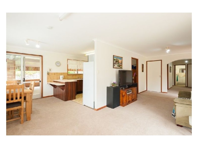 25 Cunningham Crescent, Nambour QLD 4560