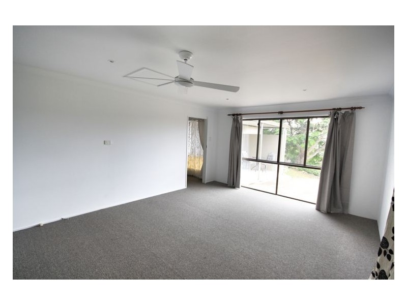 12 Blaxland Road, Nambour QLD 4560